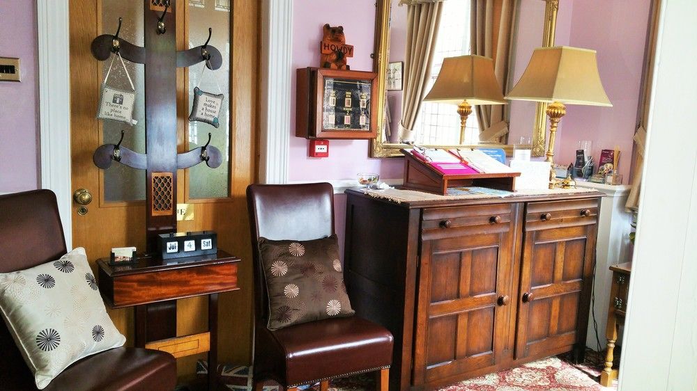 Chester Brooklands Bed & Breakfast Buitenkant foto
