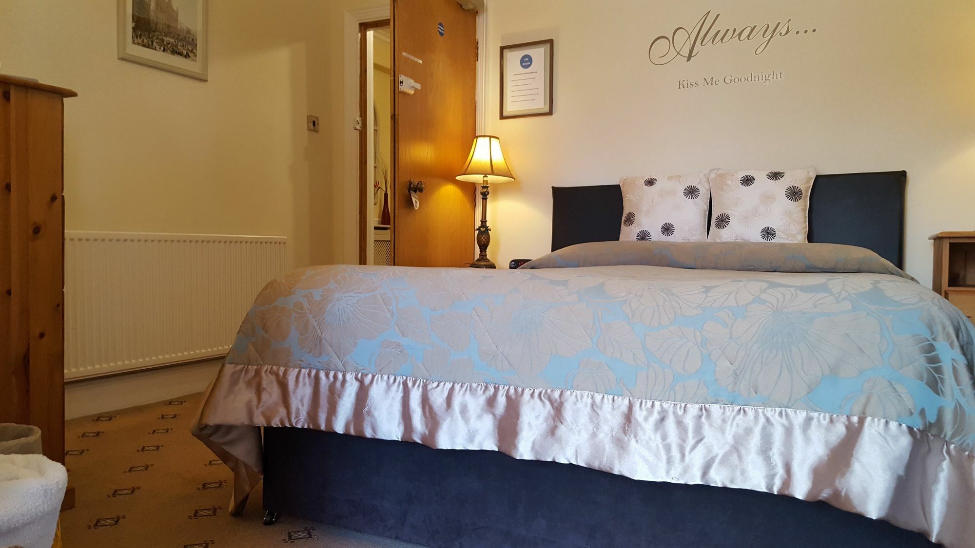 Chester Brooklands Bed & Breakfast Buitenkant foto