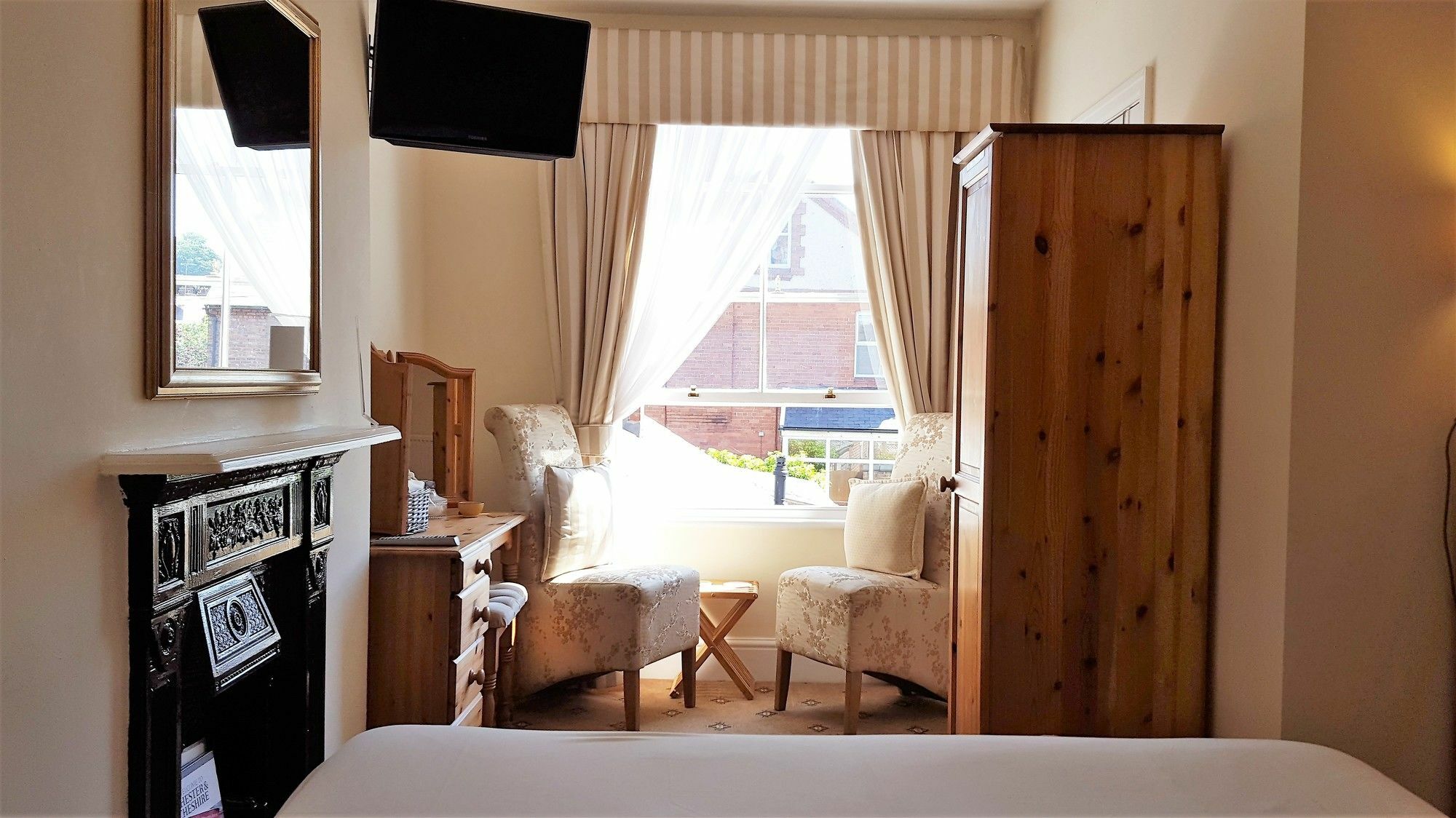 Chester Brooklands Bed & Breakfast Buitenkant foto