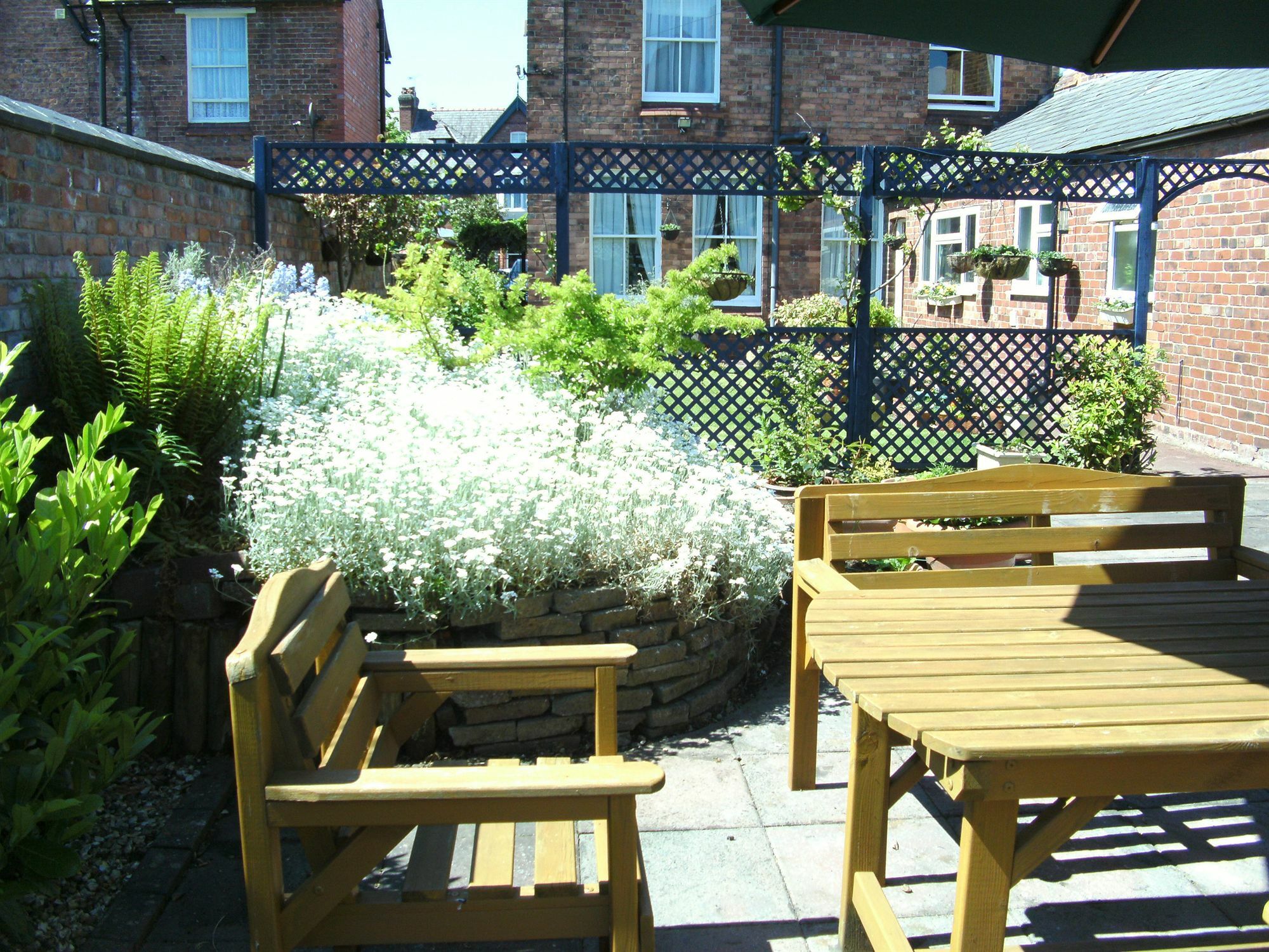 Chester Brooklands Bed & Breakfast Buitenkant foto